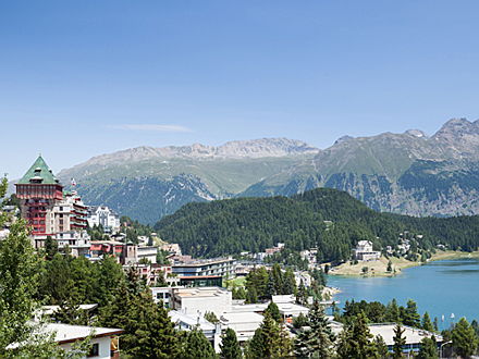  Gstaad
- St.-Moritz