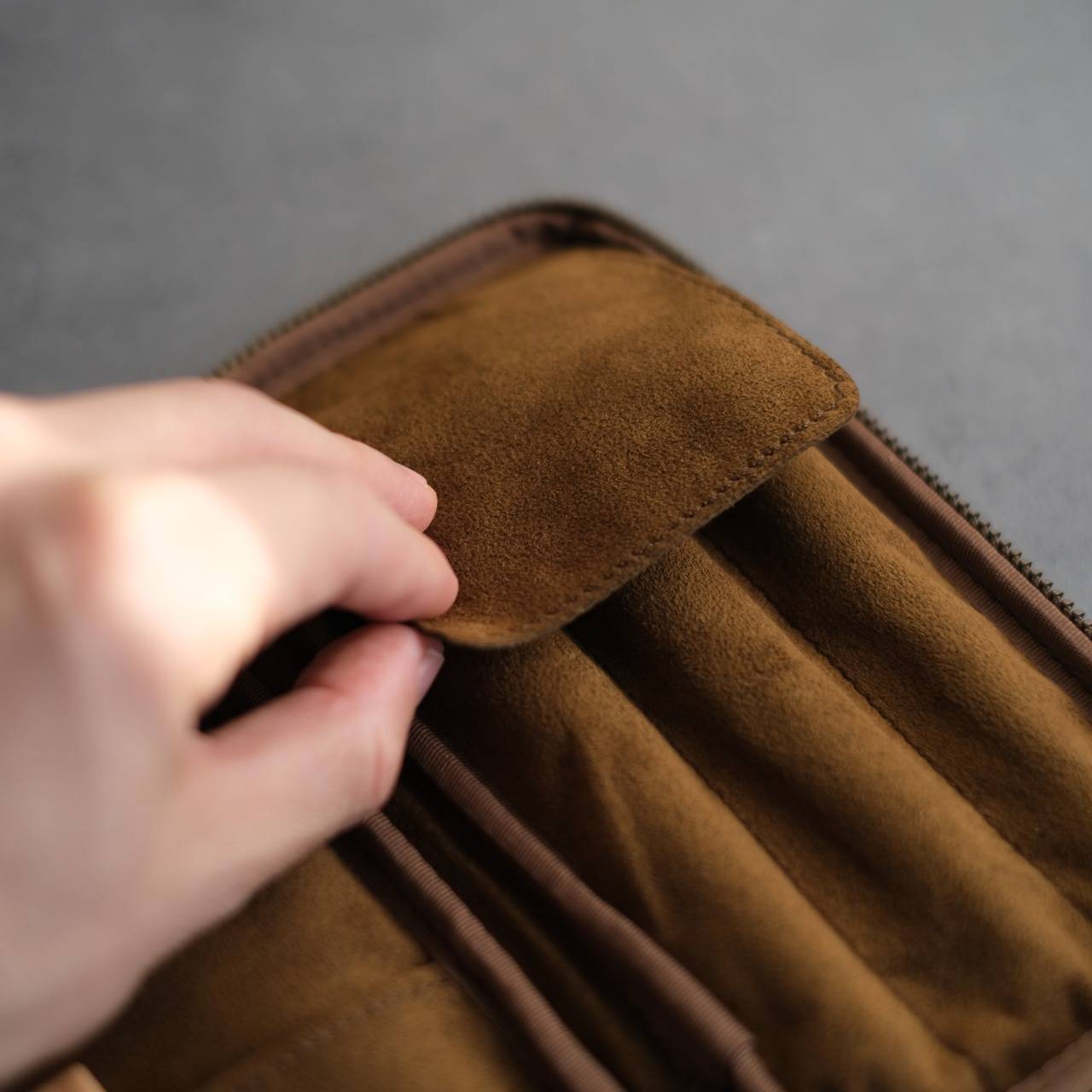 ゆた様専用 Leather＆Jeansラウンドジップペンケース 01 乗り気