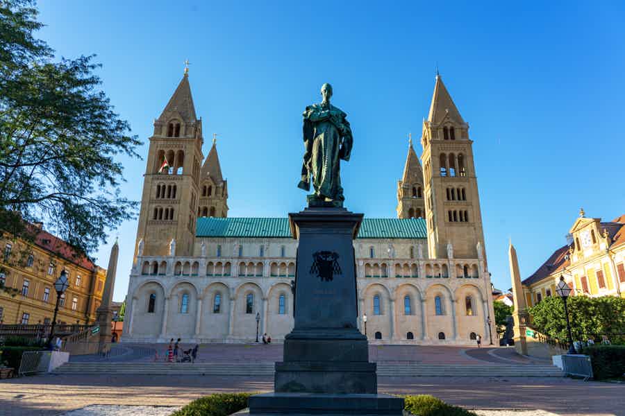 Private Wine and History Tour to Villany and Pecs from Budapest with wineta - photo 4