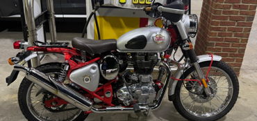 2020 ROYAL ENFIELD BULLET TRIALS 500 motorcycle for rent near Nolensville, TN
