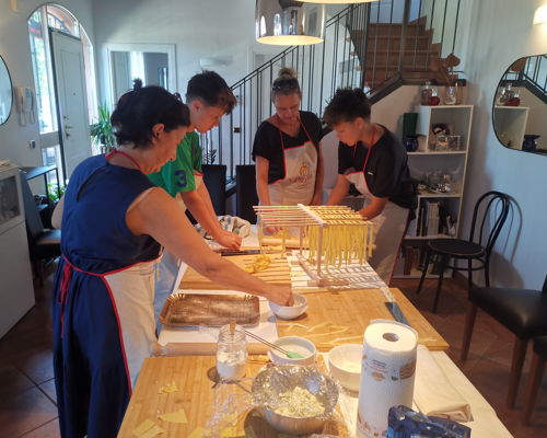 Cooking classes Bologna: Grandma's fresh pasta in the countryside outside the city