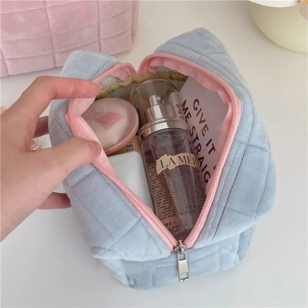 Plush Makeup Bag Checkered Cosmetic Bag Cosmetic Travel Bag - Image 8