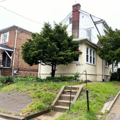 FOR RENT 168-39 HIGHLAND AVE , JAMAICA HILLS, NY, 11432