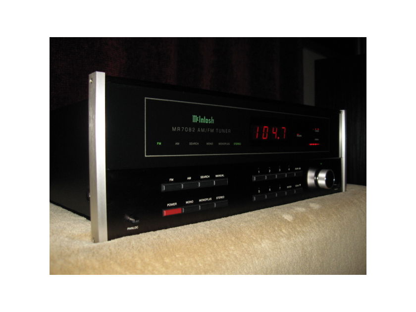 McIntosh MR 7082 AM/FM Digital Tuner with Owners Manual "Newer Version" Lowest Price You'll Find.