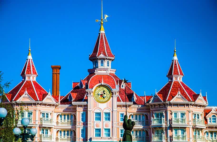 Round-Trip Comfortable Coach Transfer from Paris to Disneyland® Paris - photo 2