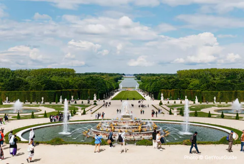Versailles Guided Tour with Skip-the-Line Entry