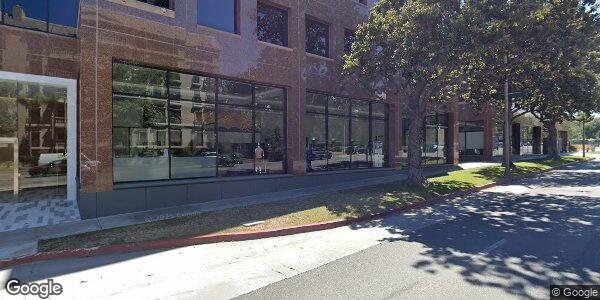 Mercedes-Benz of Beverly Hills exterior