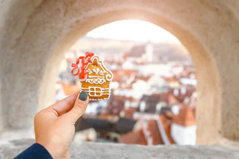Cesky Krumlov: Private Christmas-Themed Walking Tour