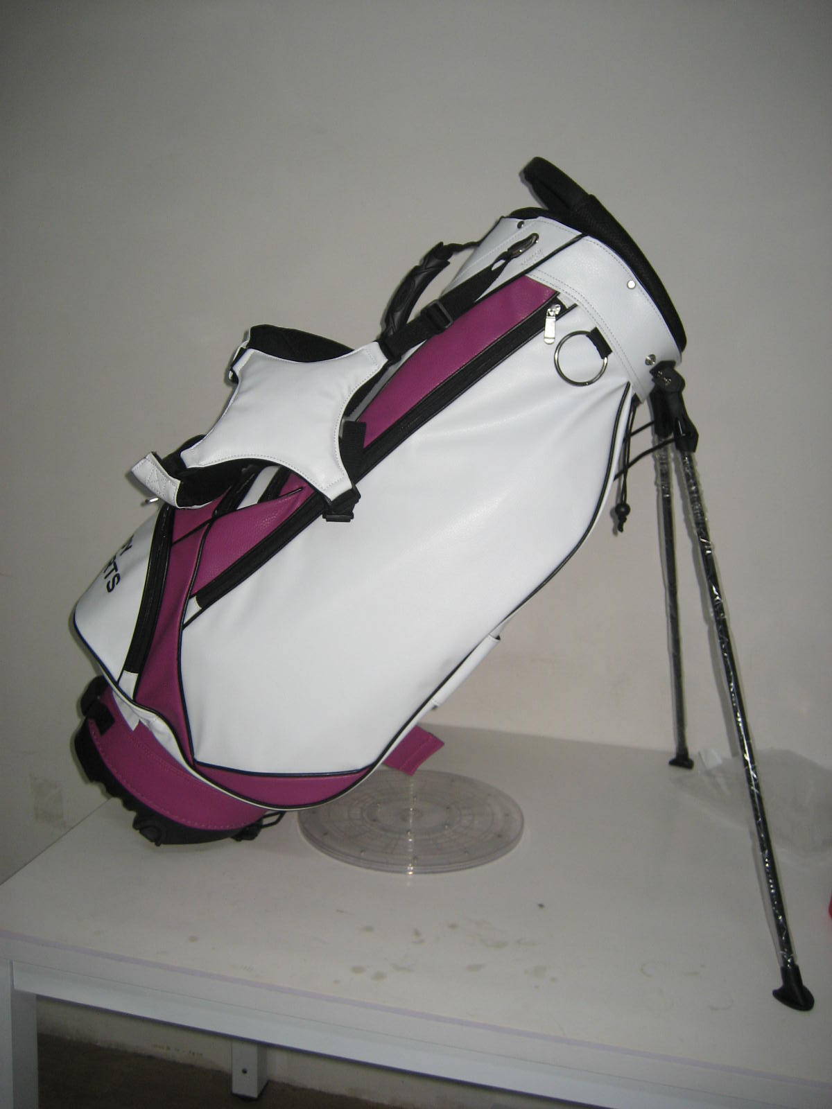 Customised football club golf bags by Golf Custom Bags 89