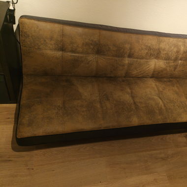 Schlafsofa in Altlederoptik 