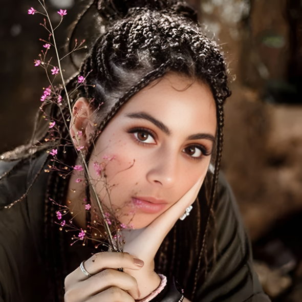 KAYISI EXOTIC DREADS EXTENSIONS AND BRAIDS