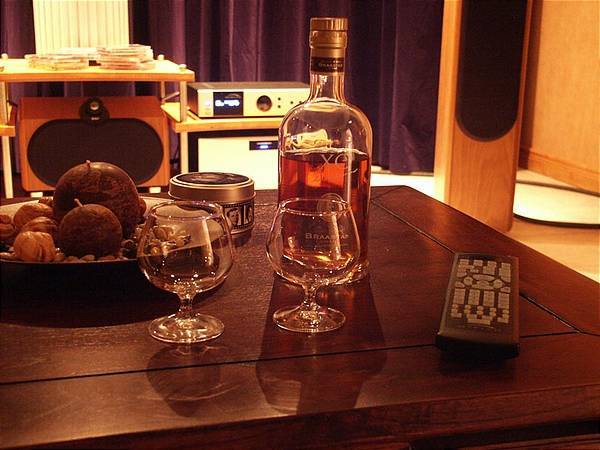 Good music and a nice Norweigan Cognac