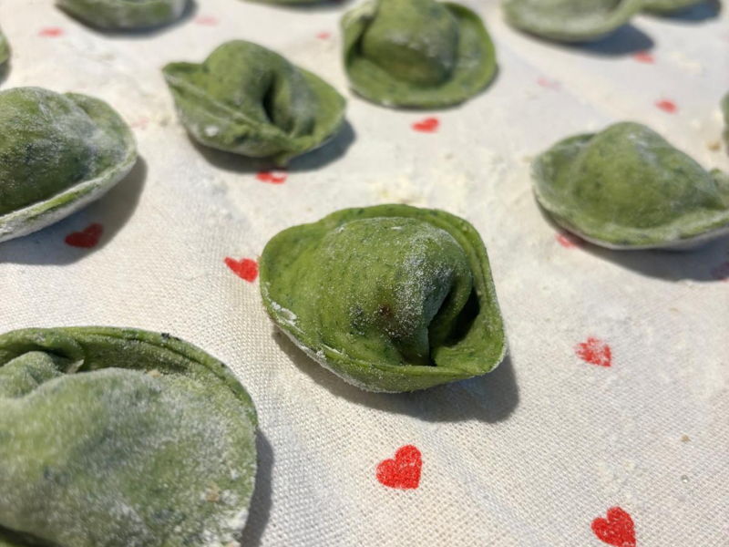 Cooking classes Rho: Few ingredients, essential gestures, the pleasure of cooking