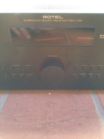 Rotel RSX-1055 Surround sound Receiver Great Condition!