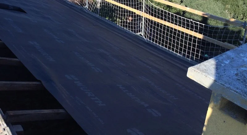 Pose d’un écran sous-toiture à Cannes-la-Bocca — photo 3 sur 6 — CEG TOITURE