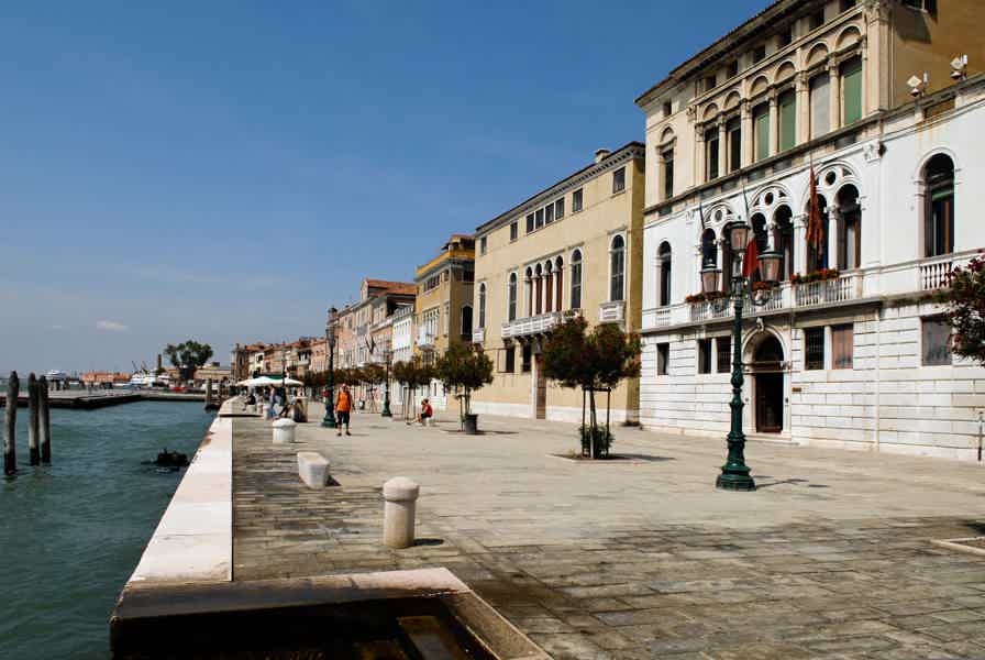 Private Accademia Gallery and Dorsoduro Tour - photo 4