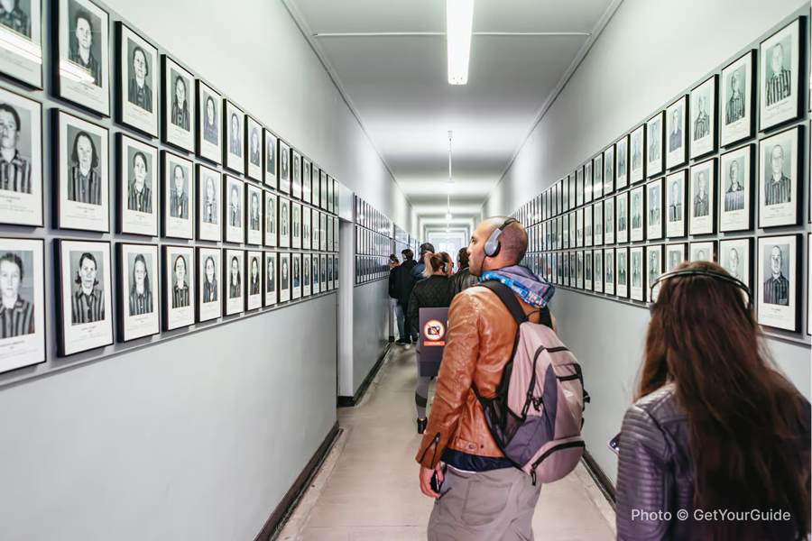 Early Morning Guided Tour from Meeting Point to Auschwitz (Special Offer) - photo 4