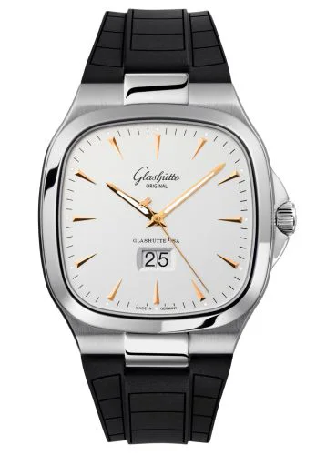 Seventies Panorama Date Silver / Rubber / Folding
