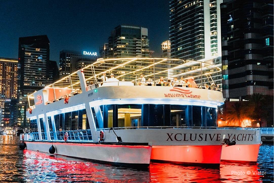 Dubai: Marina Dinner Cruise with Drinks & Live Music - photo 2