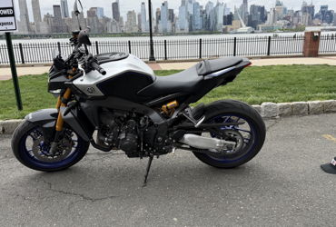 2025 YAMAHA MT-09 SP motorcycle for rent near West New York, NJ
