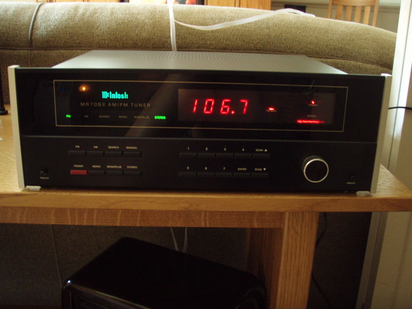 McIntosh MR 7082 tuner Free Shipping in USA / No PP fees!