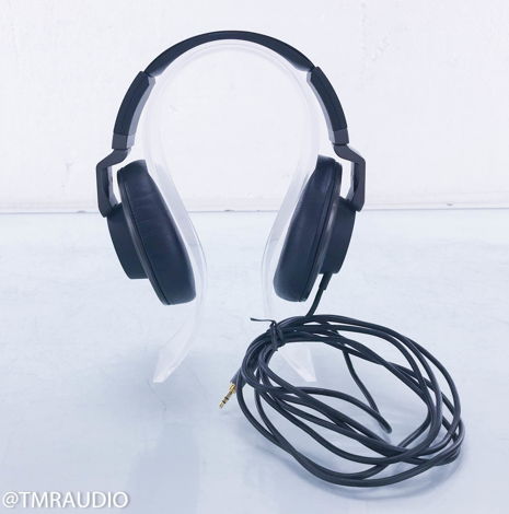 AKG K550 Closed Back Reference Headphones  (13330)