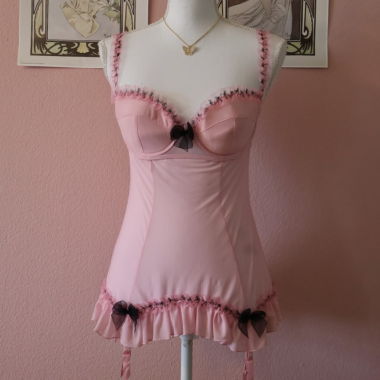 Victoria’s Secret Padded Pink Cami (Vintage - 34C)