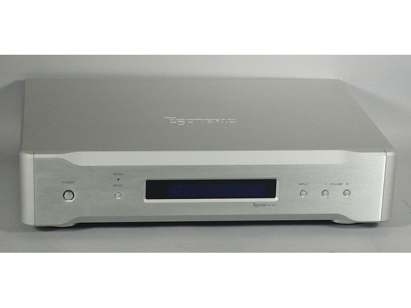Esoteric D-07 32-Bit DAC, Trade-In with Store Warranty