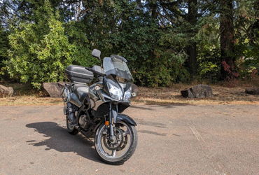 2008 SUZUKI DL650AK8 V-STROM 650 ABS motorcycle for rent near Yakima, WA