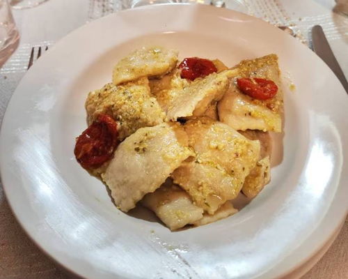 Cooking classes Pescia Romana: Cooking class on ravioli