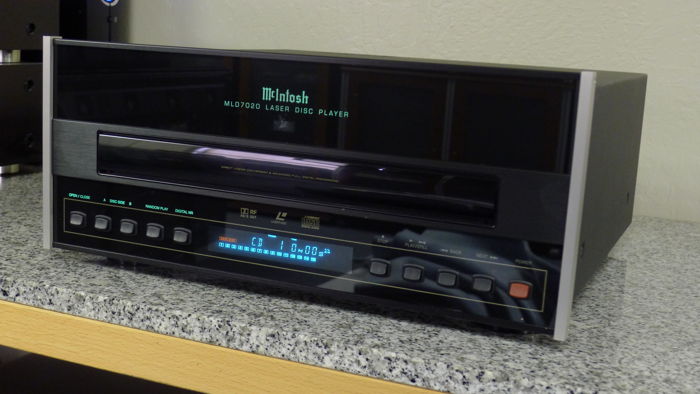 McIntosh LaserDisc / CD Player MLD-7020 near San Franci...