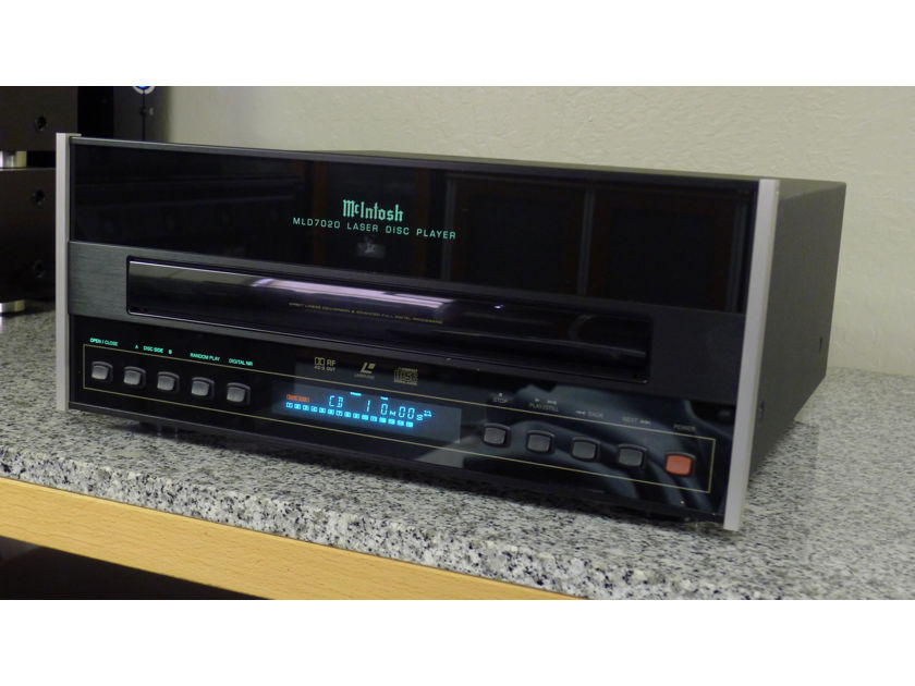 McIntosh LaserDisc / CD Player MLD-7020 near San Francisco, CA..................