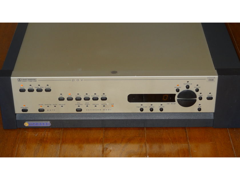 Proceed   PAV- beautiful A/V Preamplifier- new lower reserve