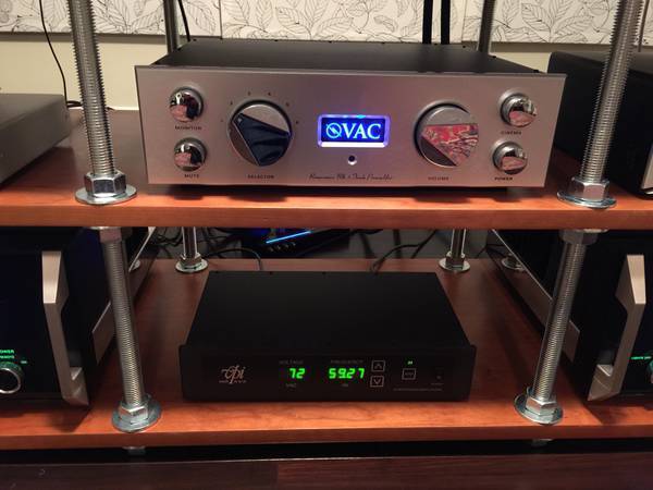 VAC Preamp and VPI motor controller