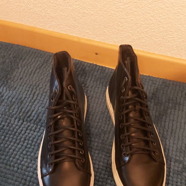 Sneakers aus echtem glatt Leder 