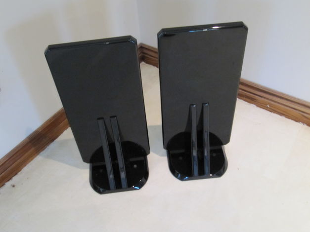 REVEL Ultima2 Gem2 Table Top Stands
