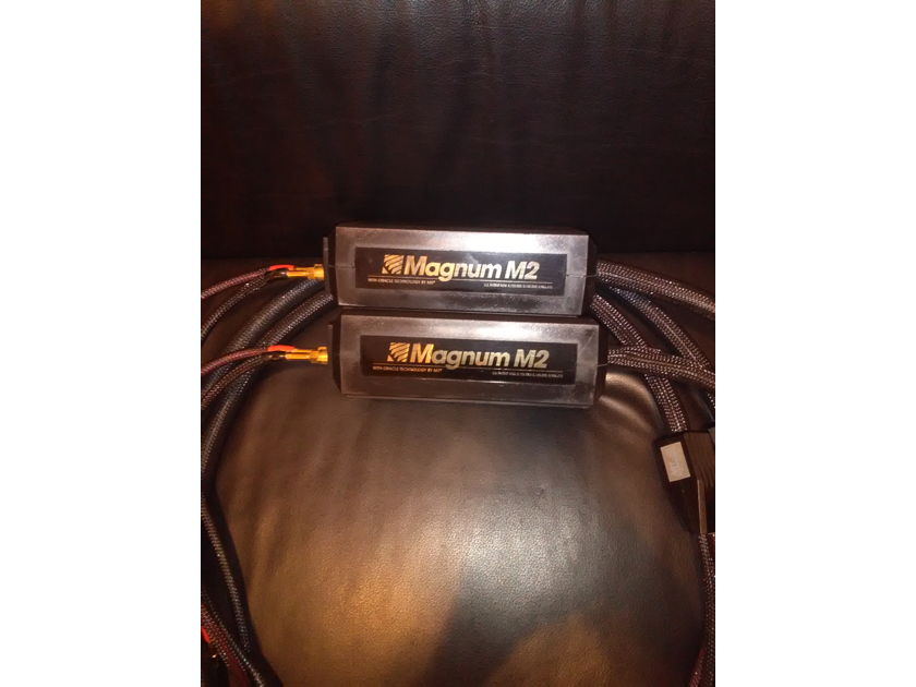 MIT  Magnum M2  8FT. Pr. Network Speaker cables