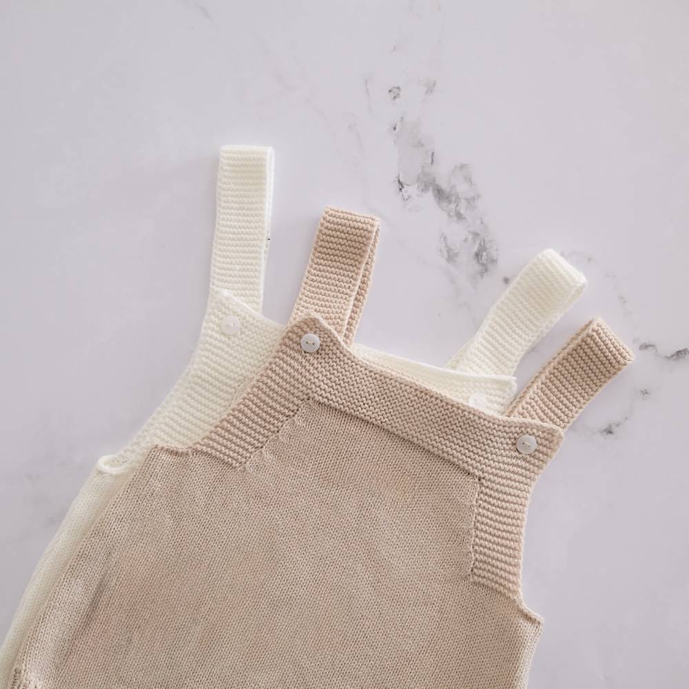 barboteuse bébé romper raffiné coeurs rouges pour bébé et enfant, en coton doux et bambou et respirant, certifié OEKO-TEX, idéal pour compléter une tenue d’enfant chic et confortable