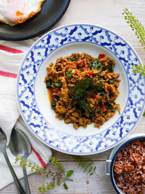 Pad Kra Pao - Thai Stir-fry Pork Basil Recipe