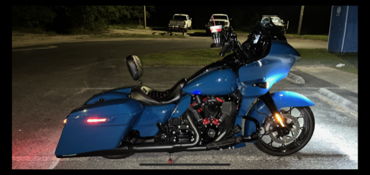 2022 HARLEY-DAVIDSON ROAD GLIDE SPECIAL motorcycle for rent near Santa Rosa Beach, FL