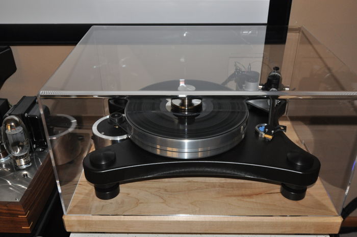 Vpi Prime, Vpi Classic  & AMG Turntable Covers Table To...