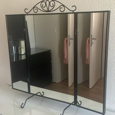 Ikea Standspiegel einklappbar mit Schmuckhalterung