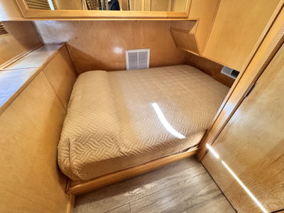 Boat Image 8