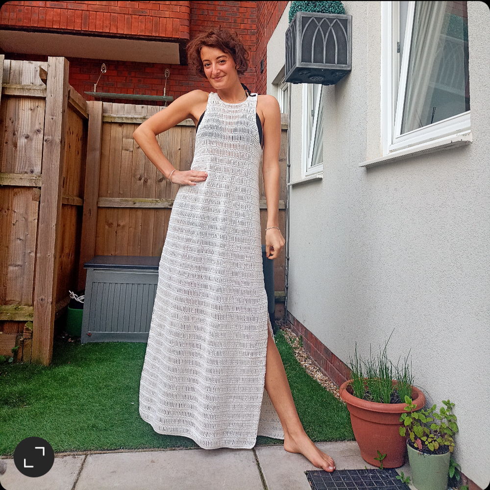 Floor length maxi dress - crochet pattern