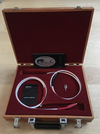 Nordost Valhalla RCA Interconnects 1.0M with Wooden box...