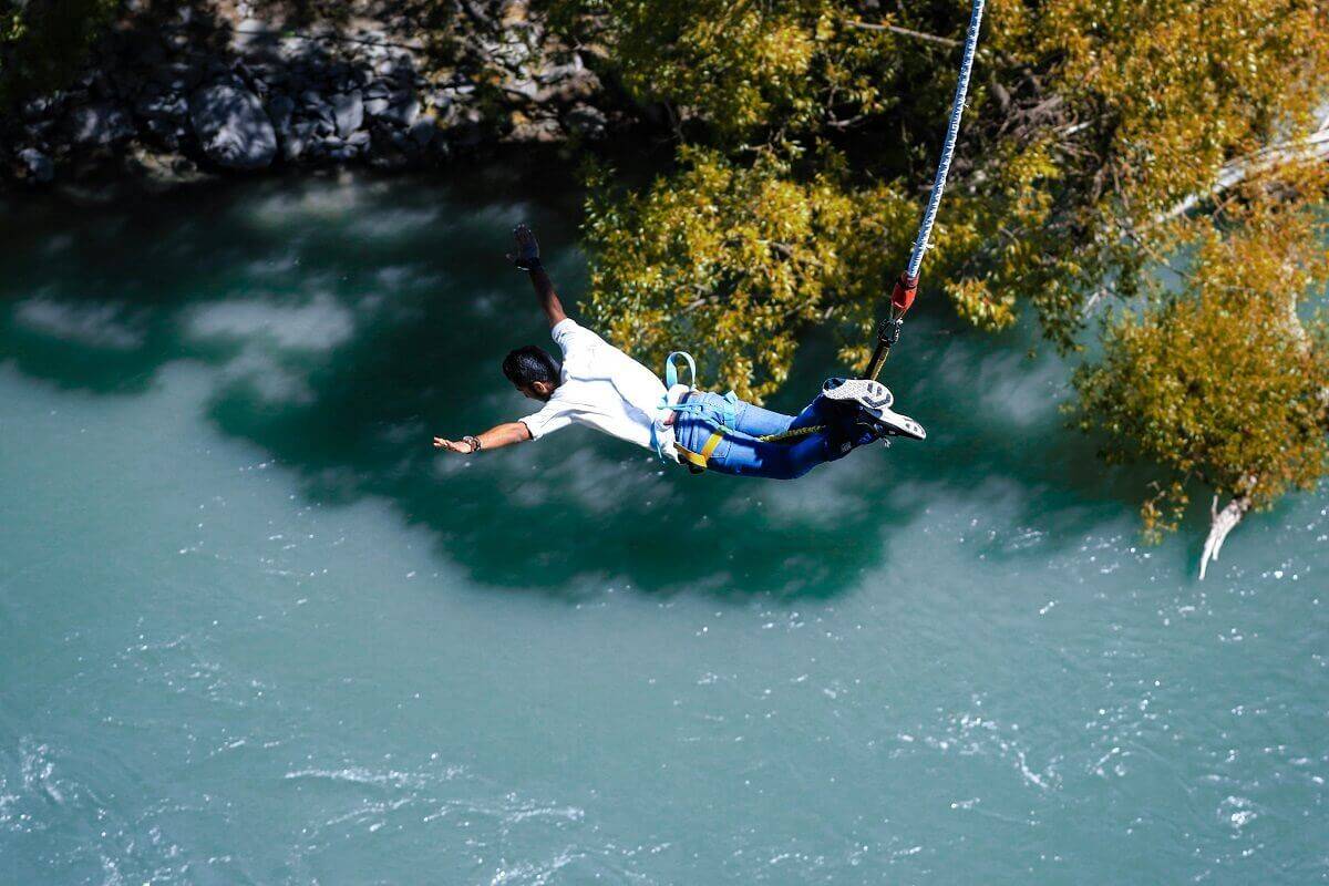 Bungy-Sprung als Geschenkidee zum runden Geburtstag