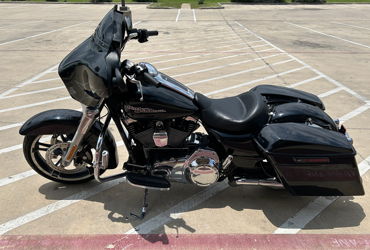 2016 HARLEY-DAVIDSON STREET GLIDE motorcycle for rent near Ruskin, FL