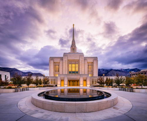 Ogden Utah Temple and refelction pool. 