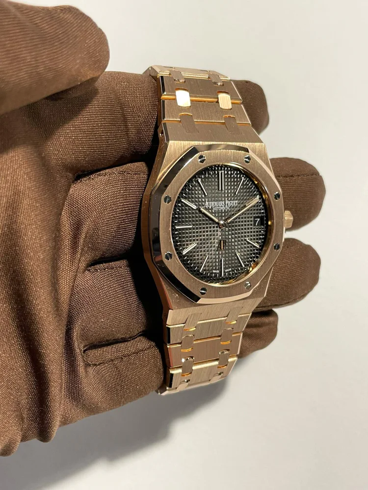 Audemars Piguet Royal Oak Jumbo 16202OR.OO.1240OR.02