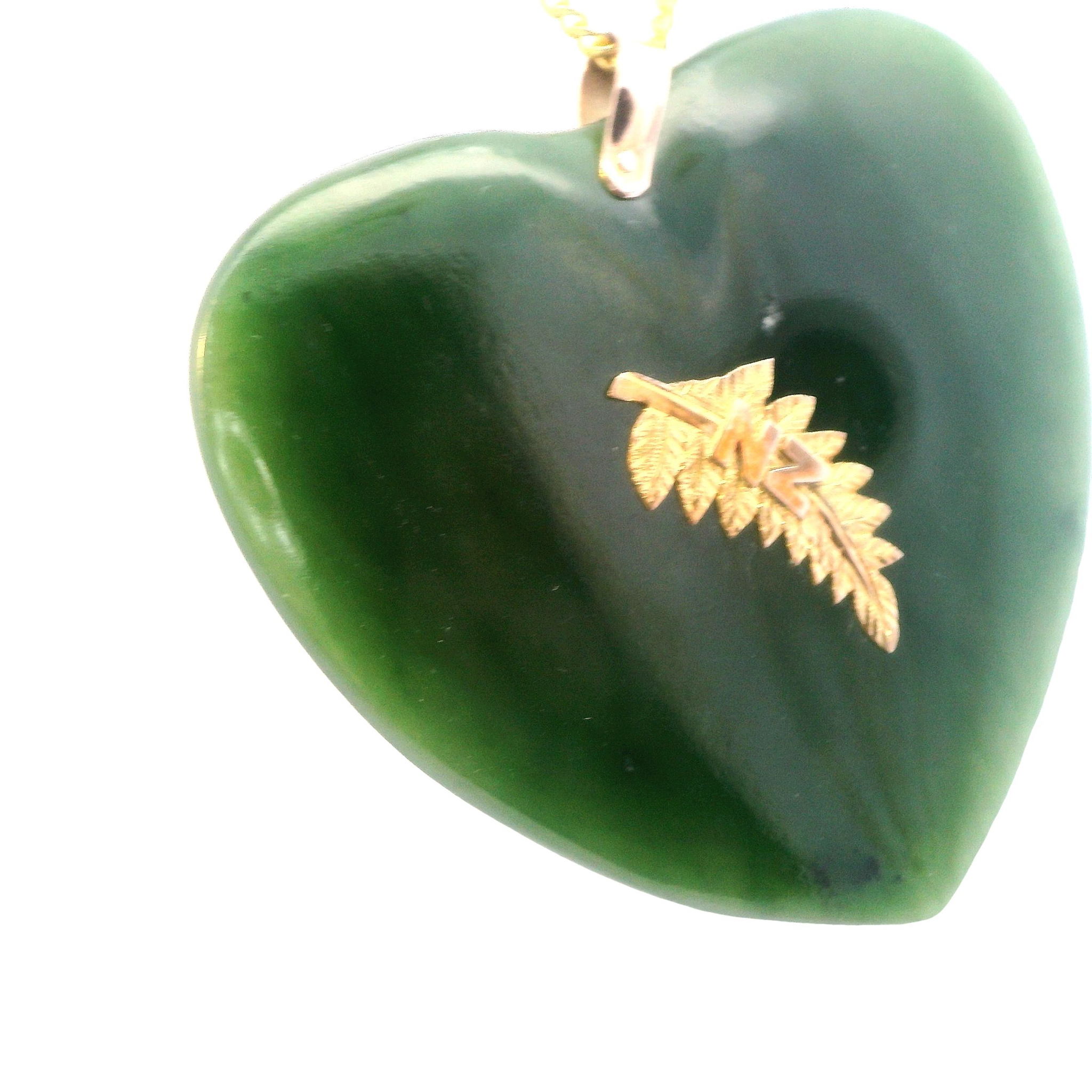 Handmade Yellow Gold Jade Heart Pendant - Image 3